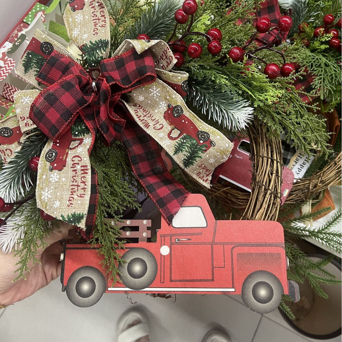 Simulation Christmas Wreath Animal Farm Pine Cone Door Ring